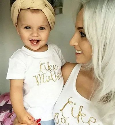 年仅1岁萝莉成偶像 时尚圈最小万人迷