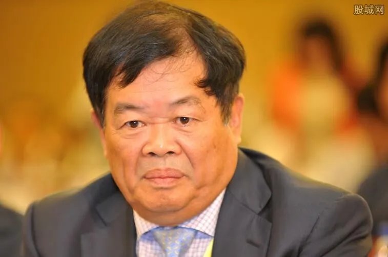 曹德旺谈美国工厂 工人每小时的工资比平均高3美元