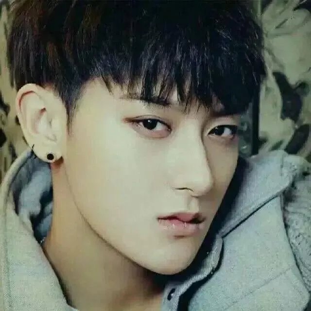 如何评价黄子韬胜诉SM？