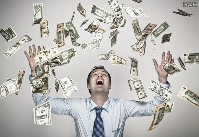 什么工作轻松又赚钱 这几个职业既舒服收入又高