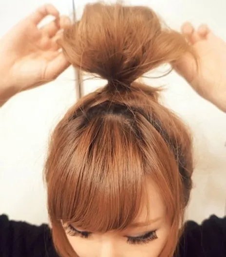 梳头发的方法图解