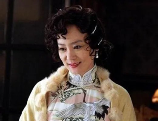 刘雪华和刘德凯是什么关系 被骗当小三惨遭家暴