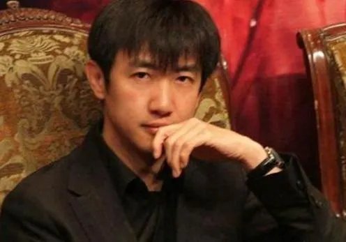 鄢颇被砍事件原因 鄢颇为什么不娶李小冉