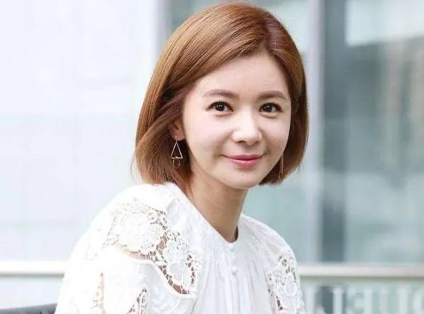 张瑞希年轻时候的照片 她一直单身没结婚吗