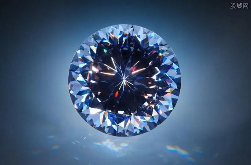 一颗价值超2亿钻石运抵上海 简直闪瞎了眼