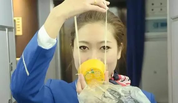 飞机上的这些秘密, 空姐一定不会告诉你!（全文）