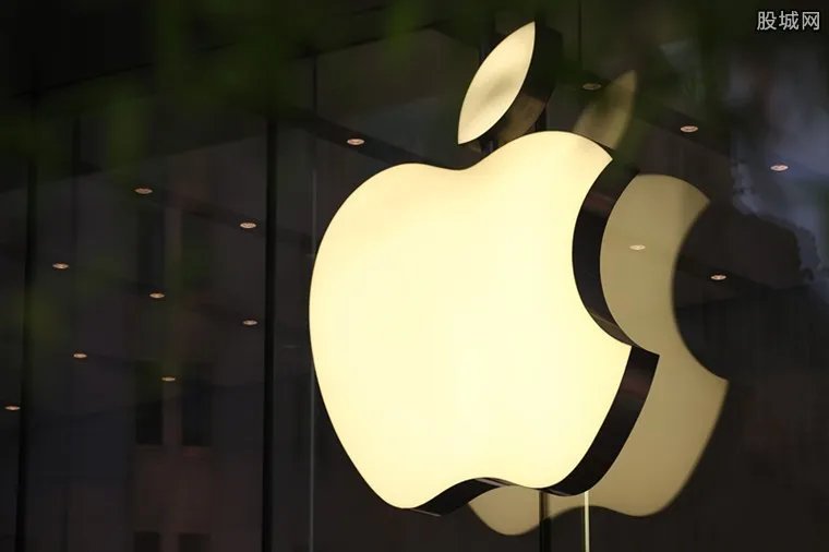 iphone大量用户黑屏 是什么原因造成的？