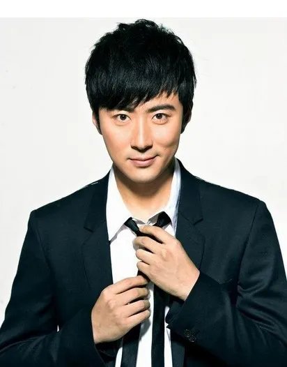 赵丽颖荧幕初吻给了高梓淇照片 高梓淇家庭条件好吗