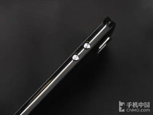 5英寸巨屏强劲四核 乐Phone K860图赏