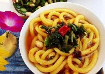 一家9口聚餐疑食物中毒7人死亡，真相到底是什么？