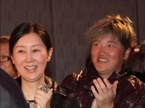 潘蔚与孙楠结婚照片曝光 解密两人感情的发展过程