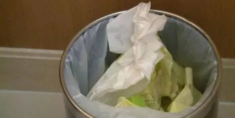 水壶内现卫生巾怎么回事 真实情况曝光让人恶心