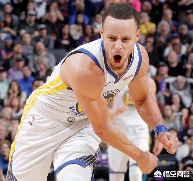 库里三分命中总数升至历史第三,排在库里面前的两位球员是谁?还有多大的距离?
