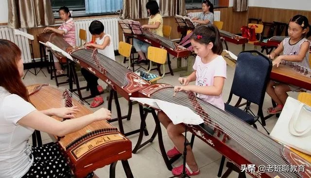 为什么现在小学都培训班