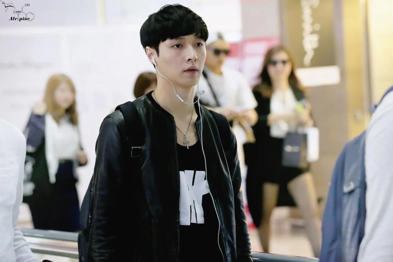 极限挑战张艺兴生病晕倒是哪一期 张艺兴现在还是exo成员吗