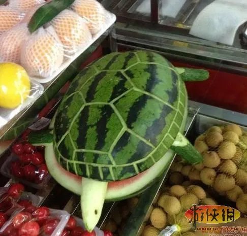 7寸高跟鞋踩别人啥感角?瞬间热辣雷人囧图