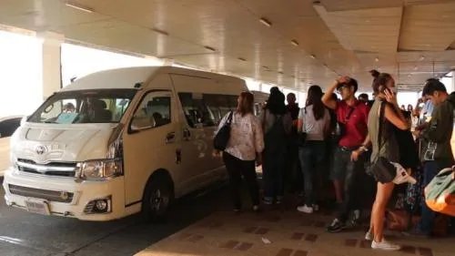 泰国机场起火有人员伤亡吗？