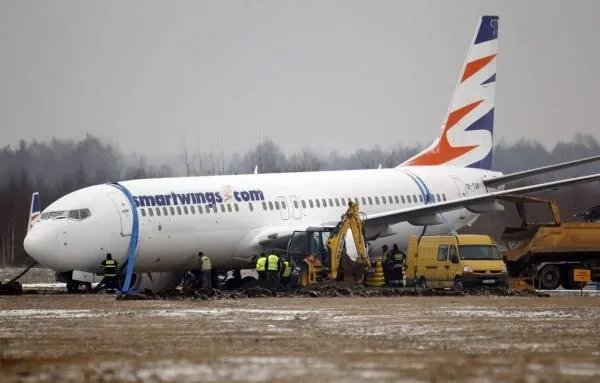 波兰飞机降落事故,还有哪些国家曾发生飞机降落事故?