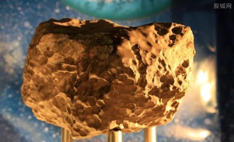 云南陨石一克5万 陨石为什么如此贵的?