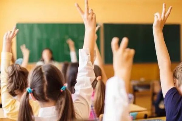 苍溪小学生被老师体罚后身亡,老师的体罚是否过头?