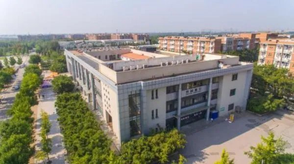 西电拟清退33名失联超期博士生,该校为何要清退博士生?