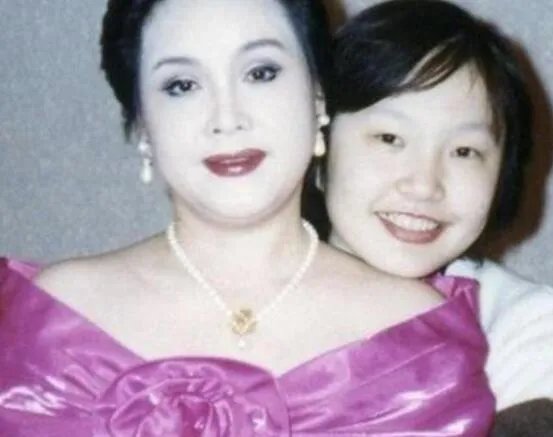 李谷一丈夫去世是怎么回事 李谷一丈夫去世的原因是什么