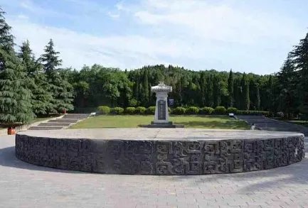 揭秘为何迟迟不敢挖秦始皇陵呢 除了机关就是水银