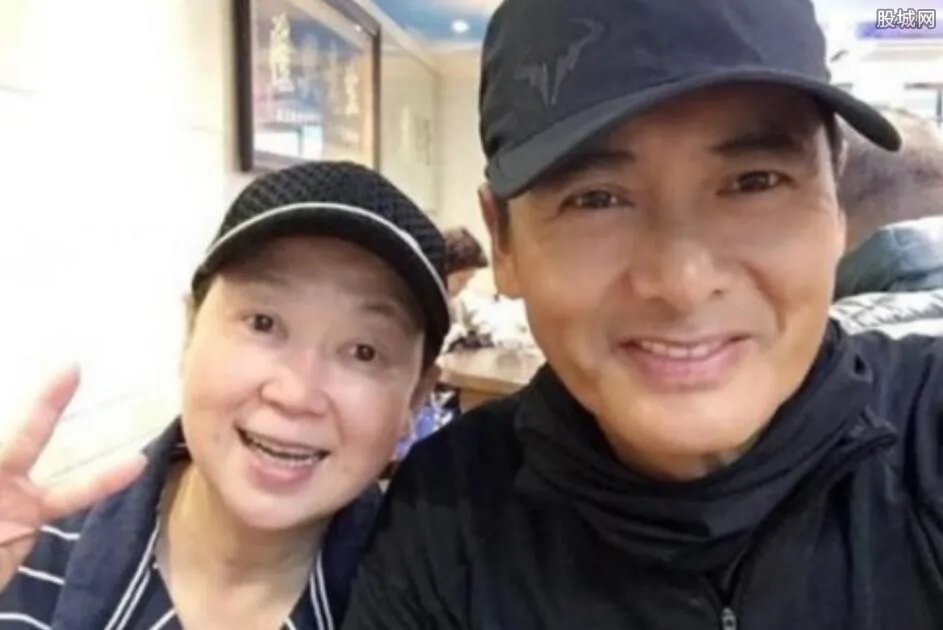 周润发为何膝下无子 周润发膝下无子的原因