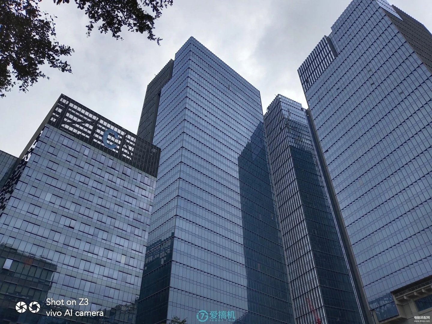 vivo 新机z3参数（vivo Z3详细评测）