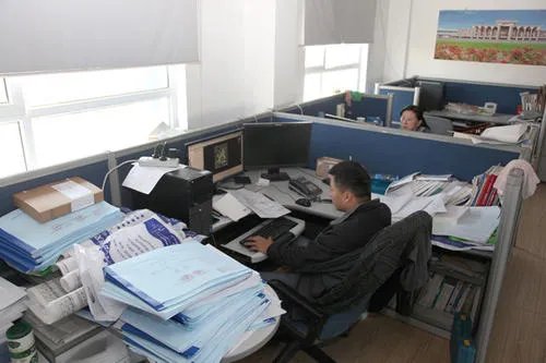 10月1日至4日加班发3倍工资，公司不履行该怎么办？