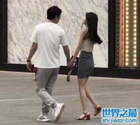 王思聪豆得儿舔龙根,王思聪现身豆得儿直播间