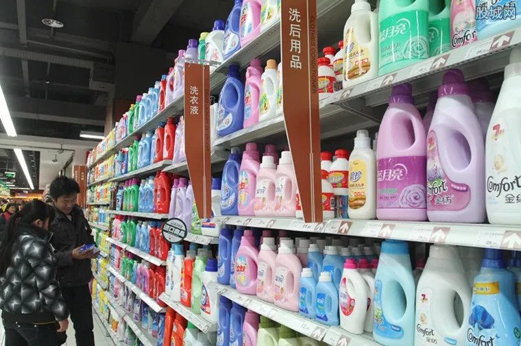 杭州查获假冒日化 销售假冒知名品牌产品牟利千万元