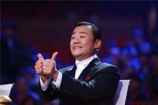 周立波这几年为什么不火了?