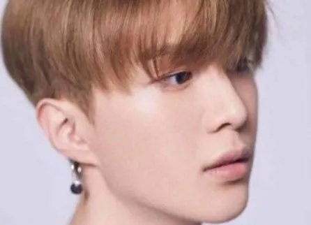 范丞丞唱成长经历是什么情况？