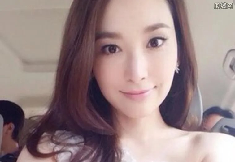 吴佩慈买海景豪宅财力雄厚 吴佩慈的豪门之路很漫长