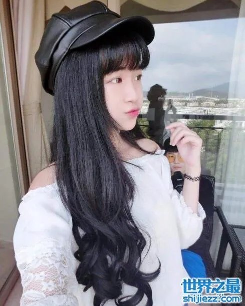 杨严变形计是哪一期，并未参加(前男友是王晨正) 