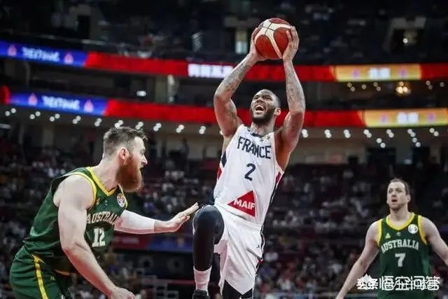 法国67-59逆转澳大利亚,德科洛19分,富尼耶16分,怎么评价?