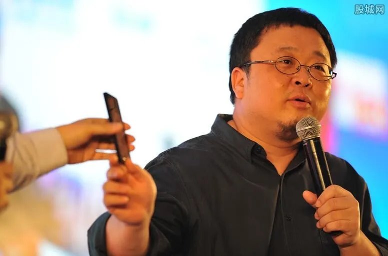 消协点名罗永浩 真相曝光产品有问题价格贵