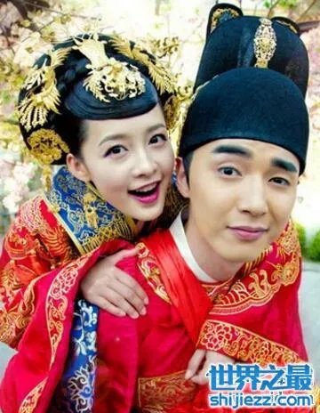 金世佳李金铭结婚照，两人没结婚/各自所爱另有其人 