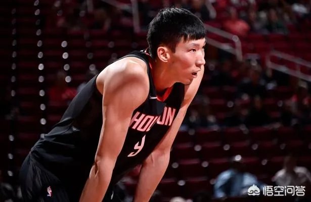 火箭大胜老鹰，周琦上场三分钟砍下+2，怎么评价？