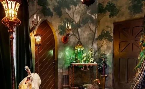 预言者褶裙（《魔兽世界》虚空精灵女性幻化）
