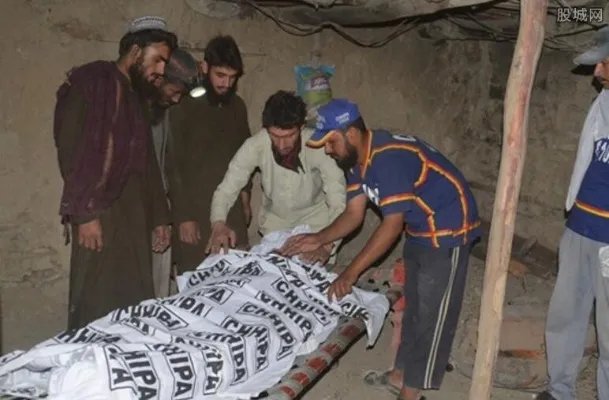 巴基斯坦瓦斯爆炸 一座煤矿发生瓦斯爆炸并引发塌方