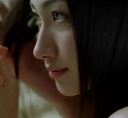 女星香椎由宇灰原哀图片 顺利产第三子母子平安