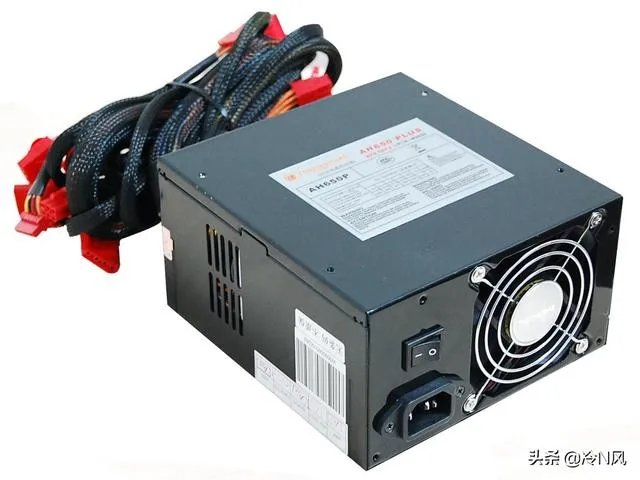 台式机电源推荐？