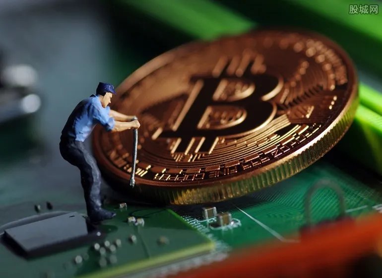 比特币蒸发1万亿 李笑来说真相是这样的?