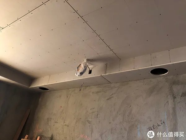 打造家庭影院 篇三：实战！超详细的家庭影院装修全过程！（下）