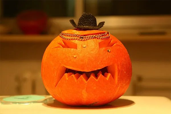 万圣节十大鬼怪 吸血鬼、科学怪人和无头骑士上榜