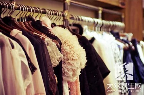 衣服吸毛怎么办呢