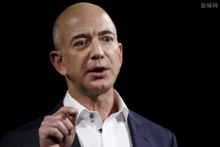 贝佐斯前妻捐赠 贝佐斯发文是这么回应的