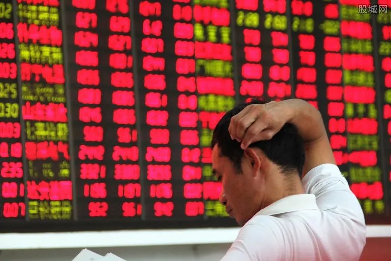 31省区市连续3天新增确诊超100例 医药股如何?